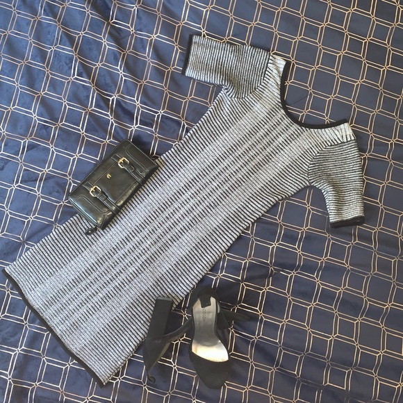 GUESS DRESS - Picture 2 of 6